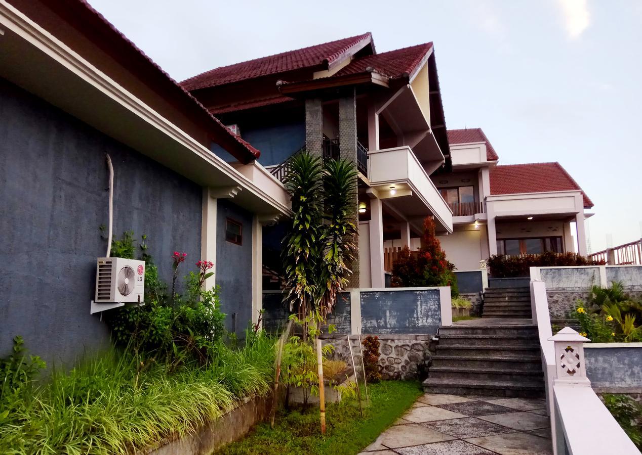 Dragonfly Senaru Lodge Exterior photo